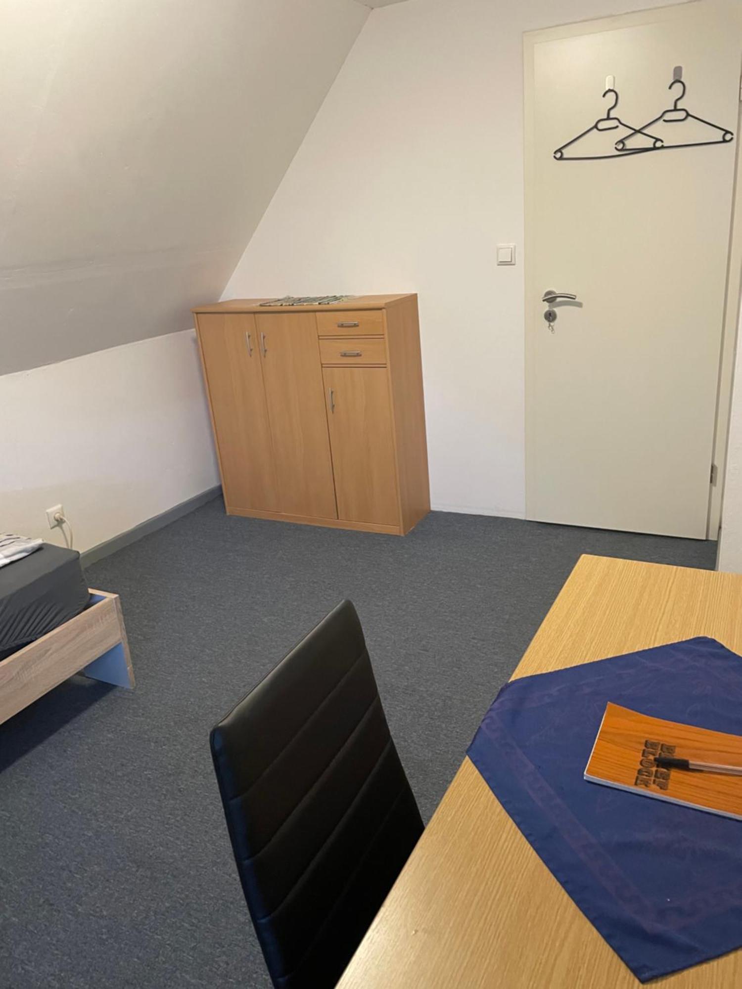 Familie Alber 1P Lägenhet Elze Exteriör bild